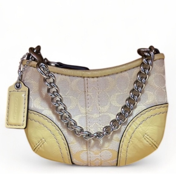 Rare Coach Coin Purse/Keychain-EUC - Picture 1 of 8